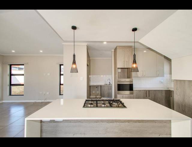 3 BEDROOM HOUSE FOR SALE IN CRAIGAVON